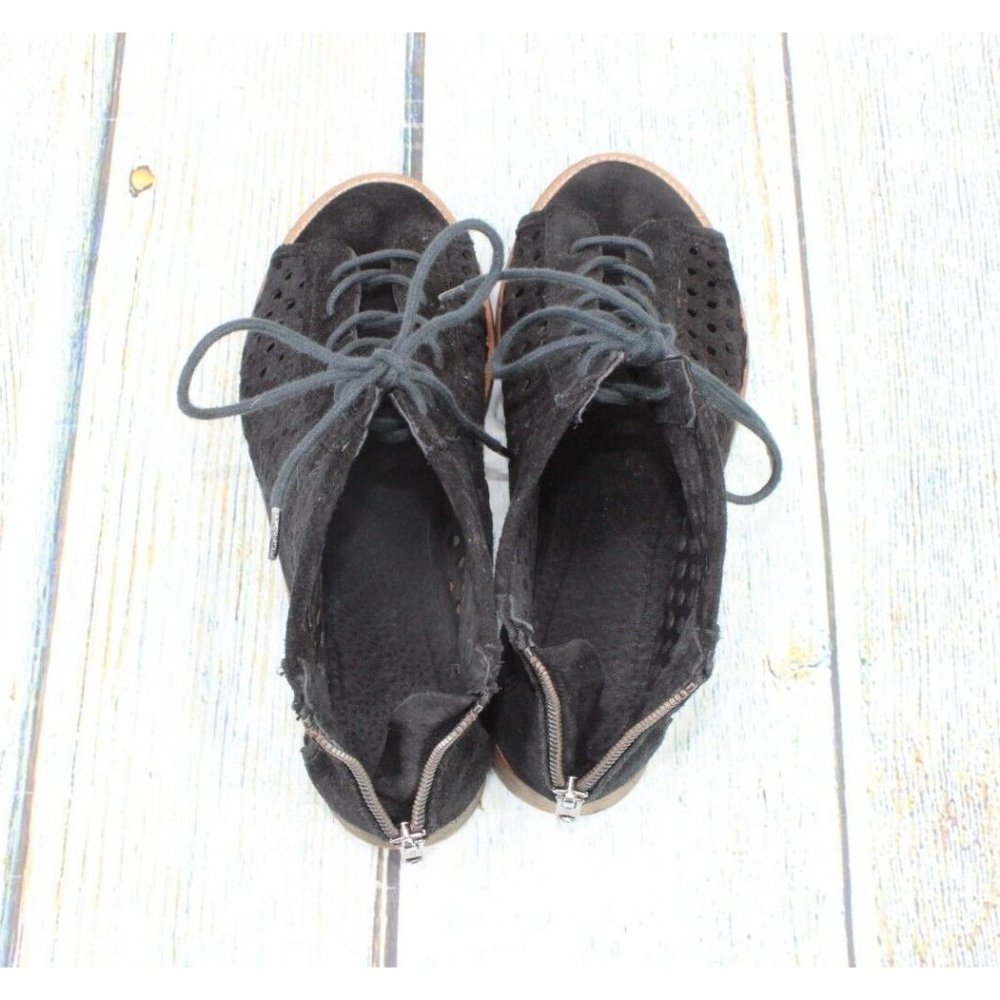 Musse & Cloud Black Suede Aiden Perforated Peep Toe Lace Up Boots Size 8 - Picture 6 of 9